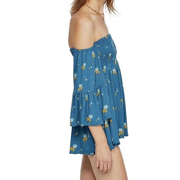 Free People Lana Off The Shoulder Smocked Tunic Top Size S Boho Flare Sleeve - Picture 2 of 9